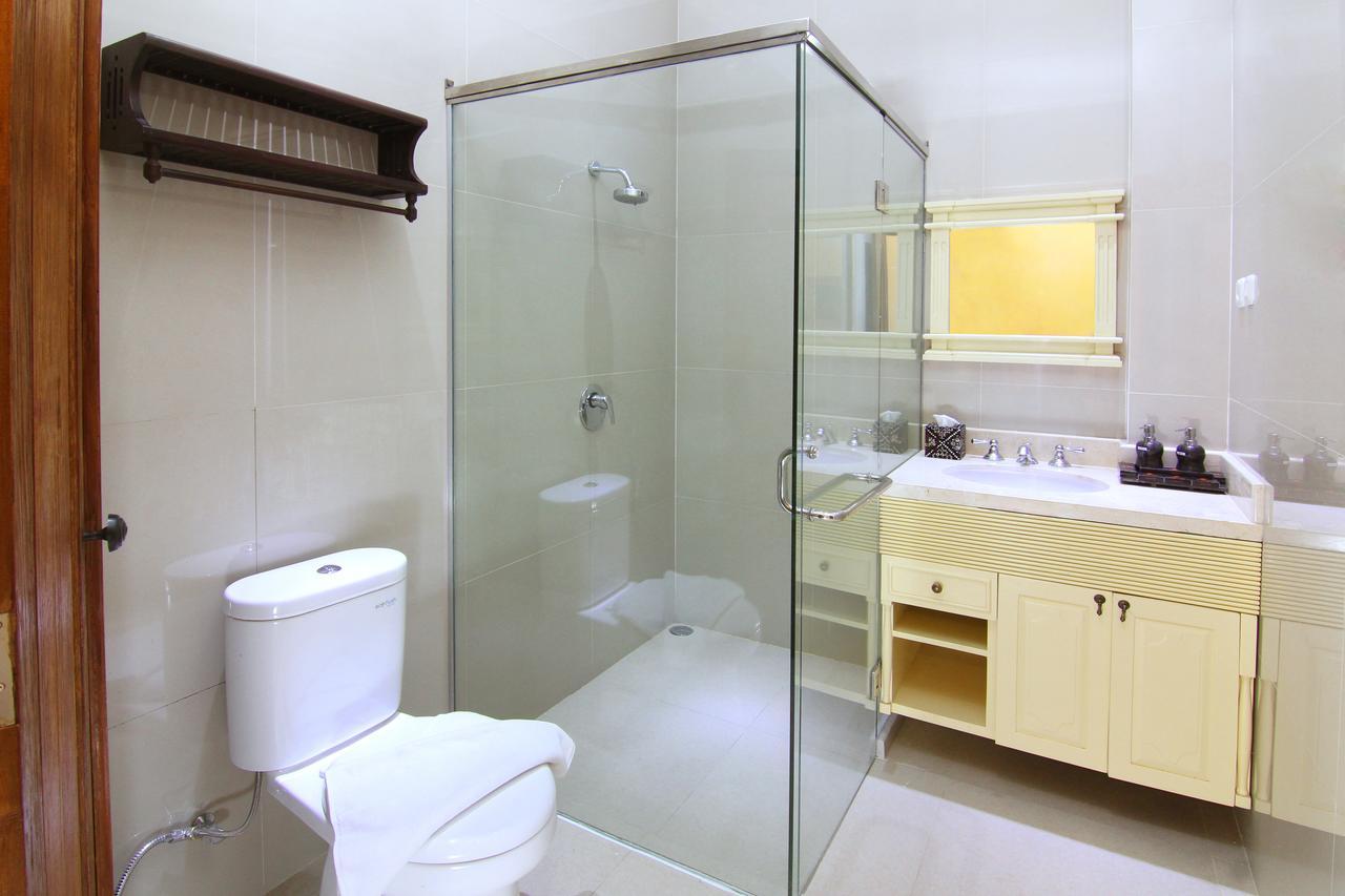 Java Villas Boutique Hotel & Resto Джокякарта Екстериор снимка