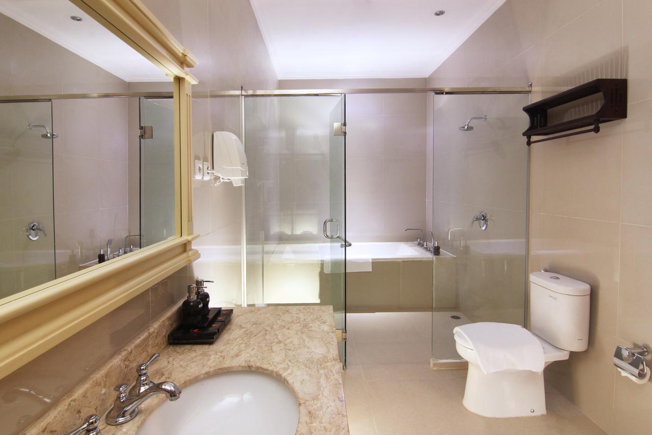 Java Villas Boutique Hotel & Resto Джокякарта Екстериор снимка