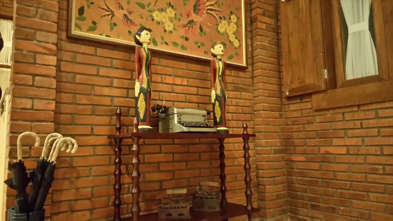 Java Villas Boutique Hotel & Resto Джокякарта Екстериор снимка
